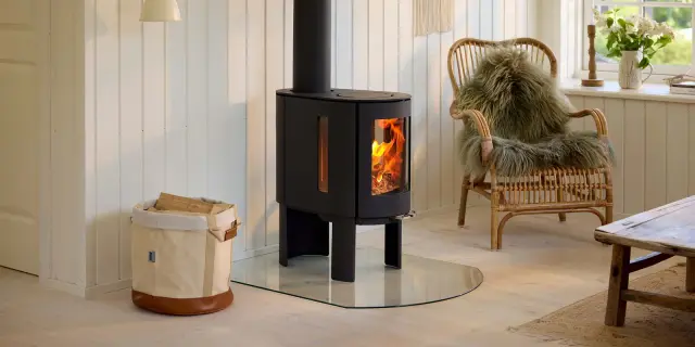 hd-kaminofen-aduro-23-6-3-kw-1 Poêle à bois Aduro 23 6,3 kW - Image 1